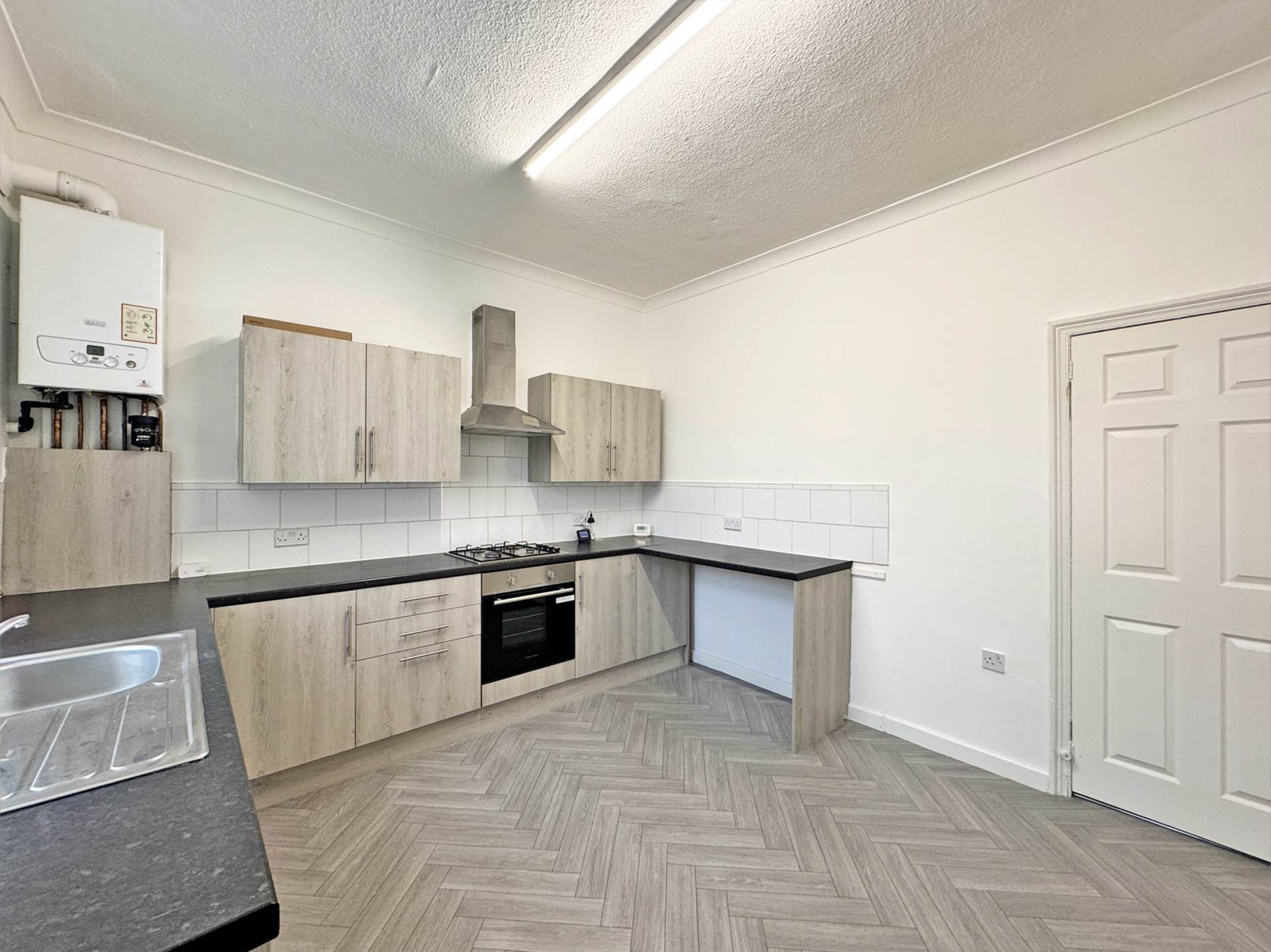 Lyon Street, Shaw, Image 5