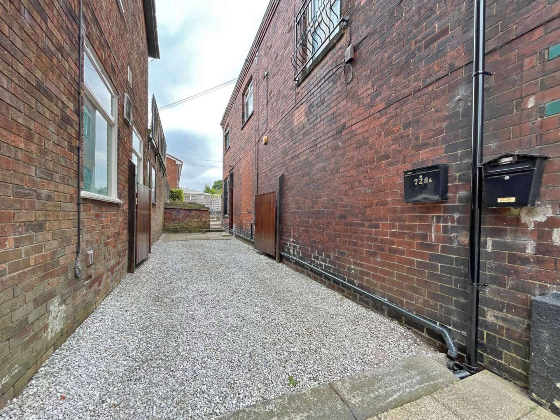 Rochdale Road, Royton, Image 26