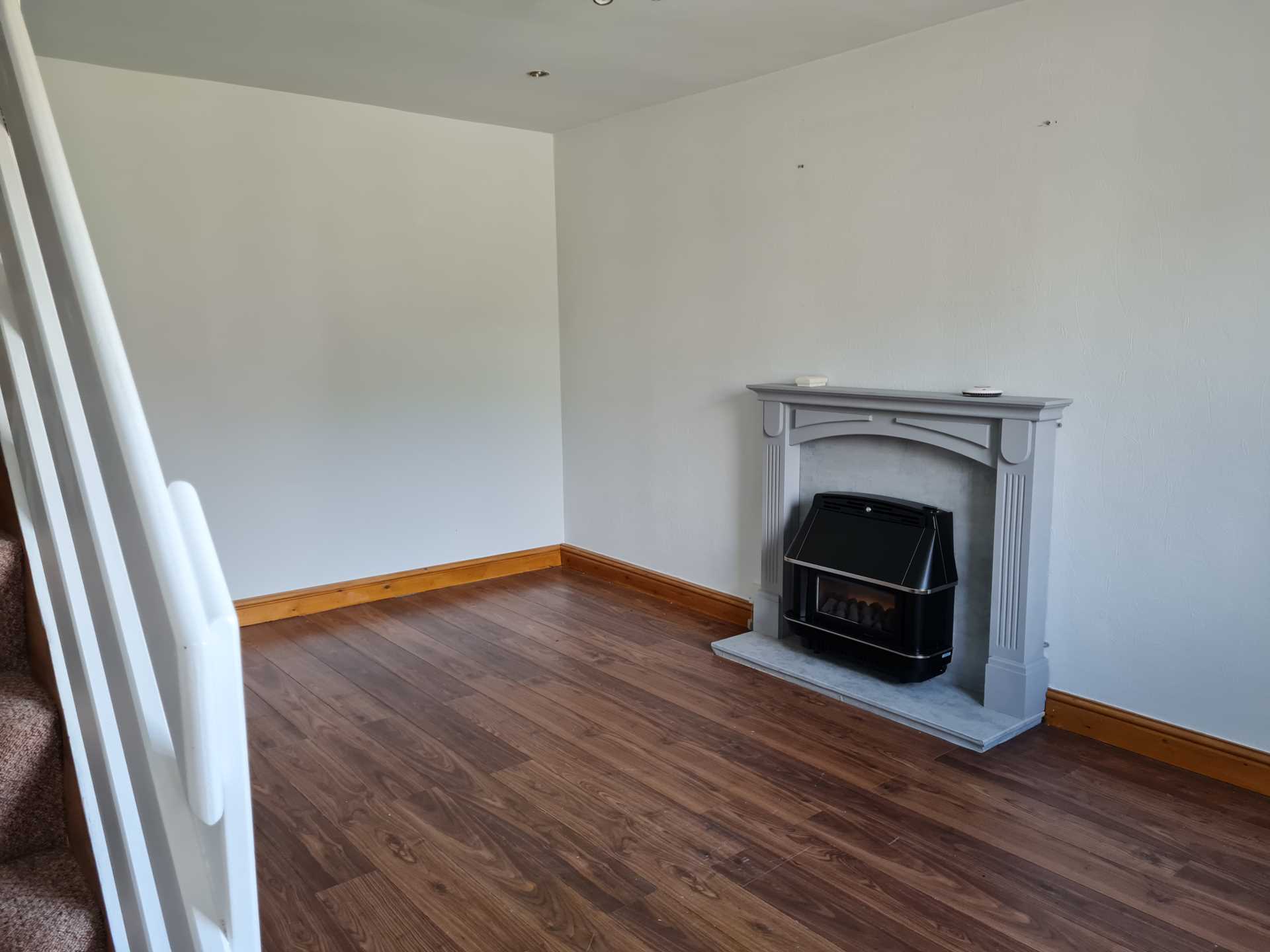 Hillside Avenue, Shaw, Image 4