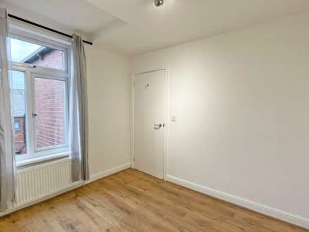 Fraser Street, Shaw, Image 5