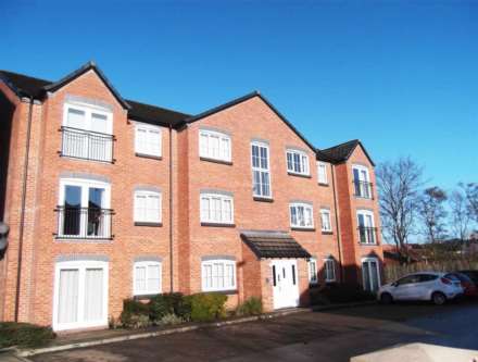 2 Bedroom Apartment, Baldwins Close, Royton