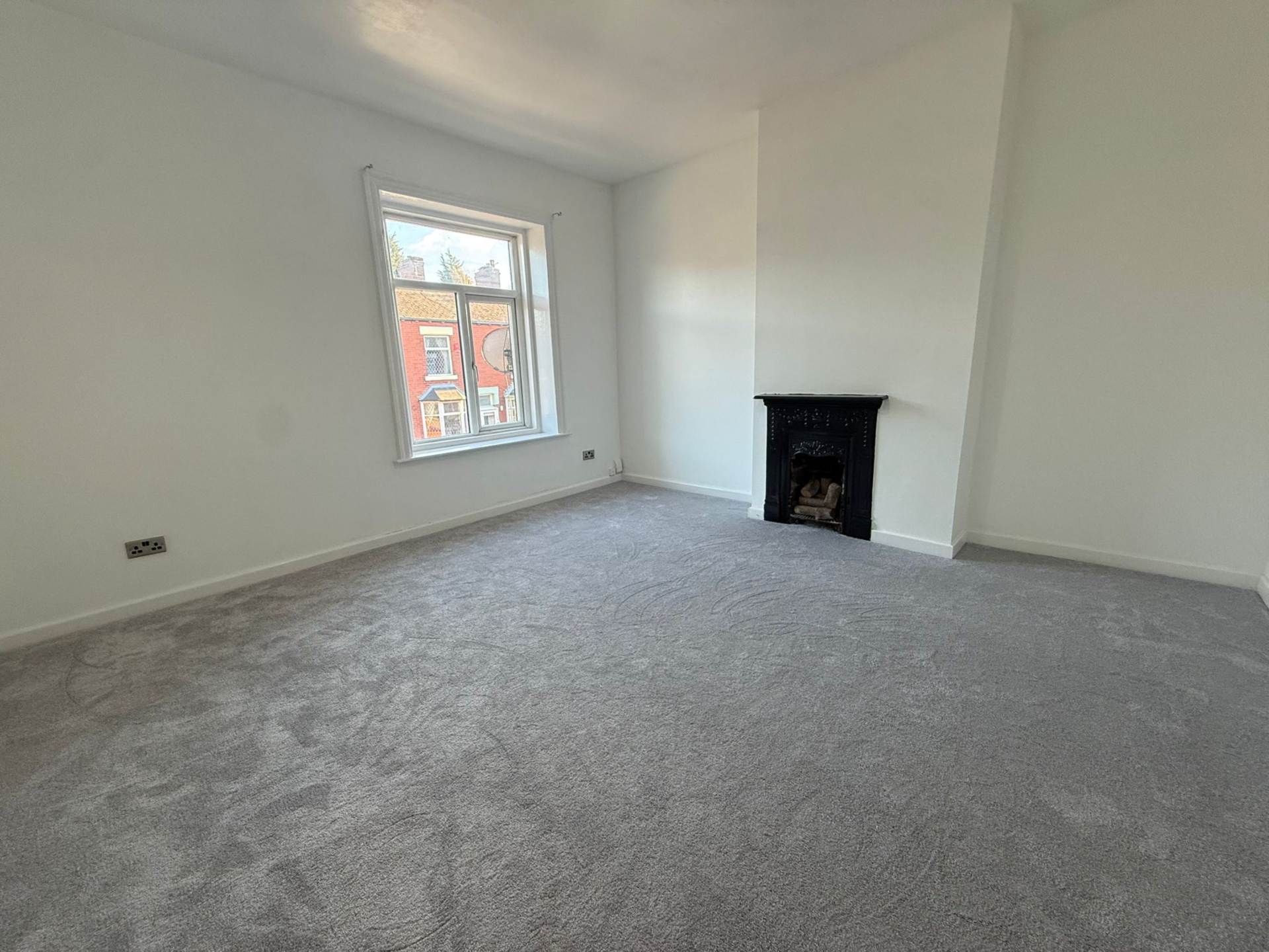 Kenwood Road, Oldham, Image 6