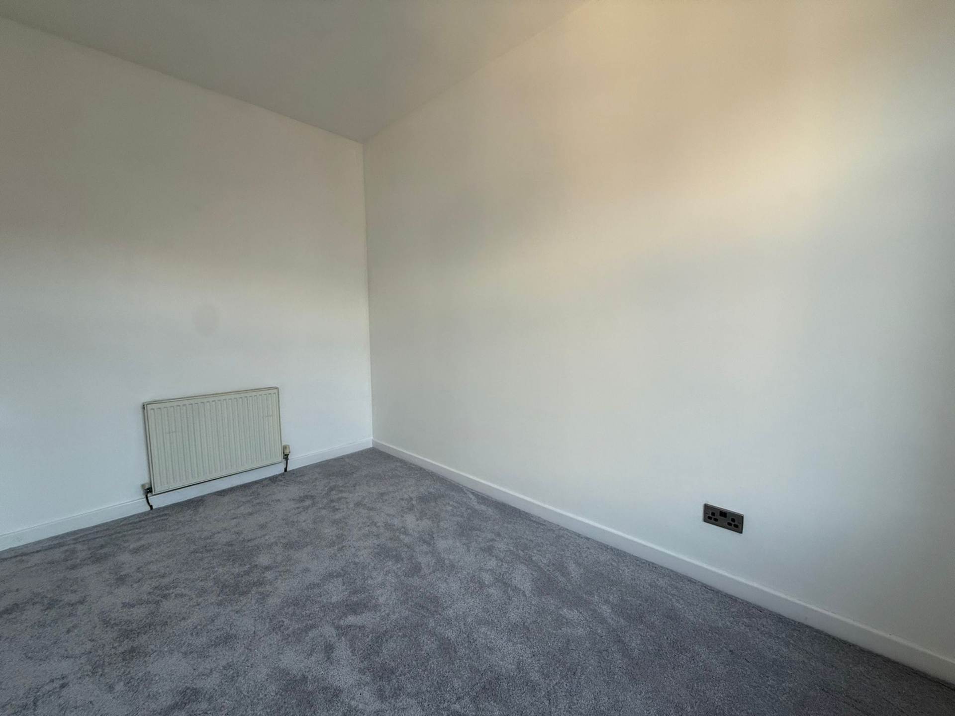 Kenwood Road, Oldham, Image 8