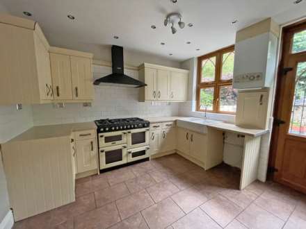 Queen Street, Royton, Image 2