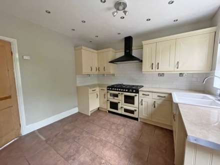 Queen Street, Royton, Image 8