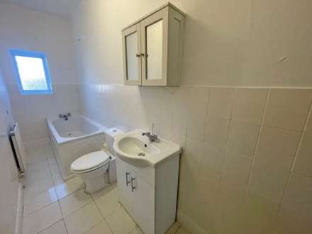 2 Bedroom Terrace, Middleton Road, Chadderton