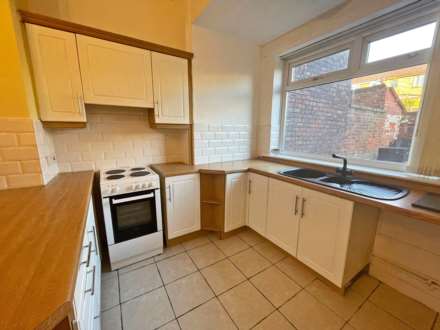 Middleton Road, Chadderton, Image 6