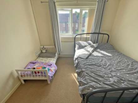 Middleton Road, Royton, Image 6