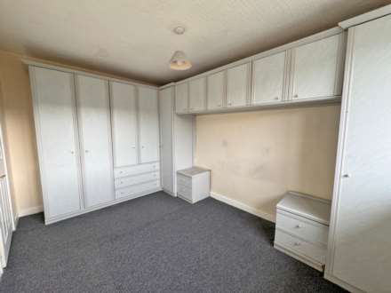 Camberwell Way, Royton, Image 5