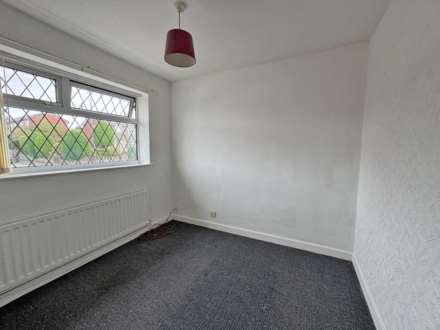 Camberwell Way, Royton, Image 6