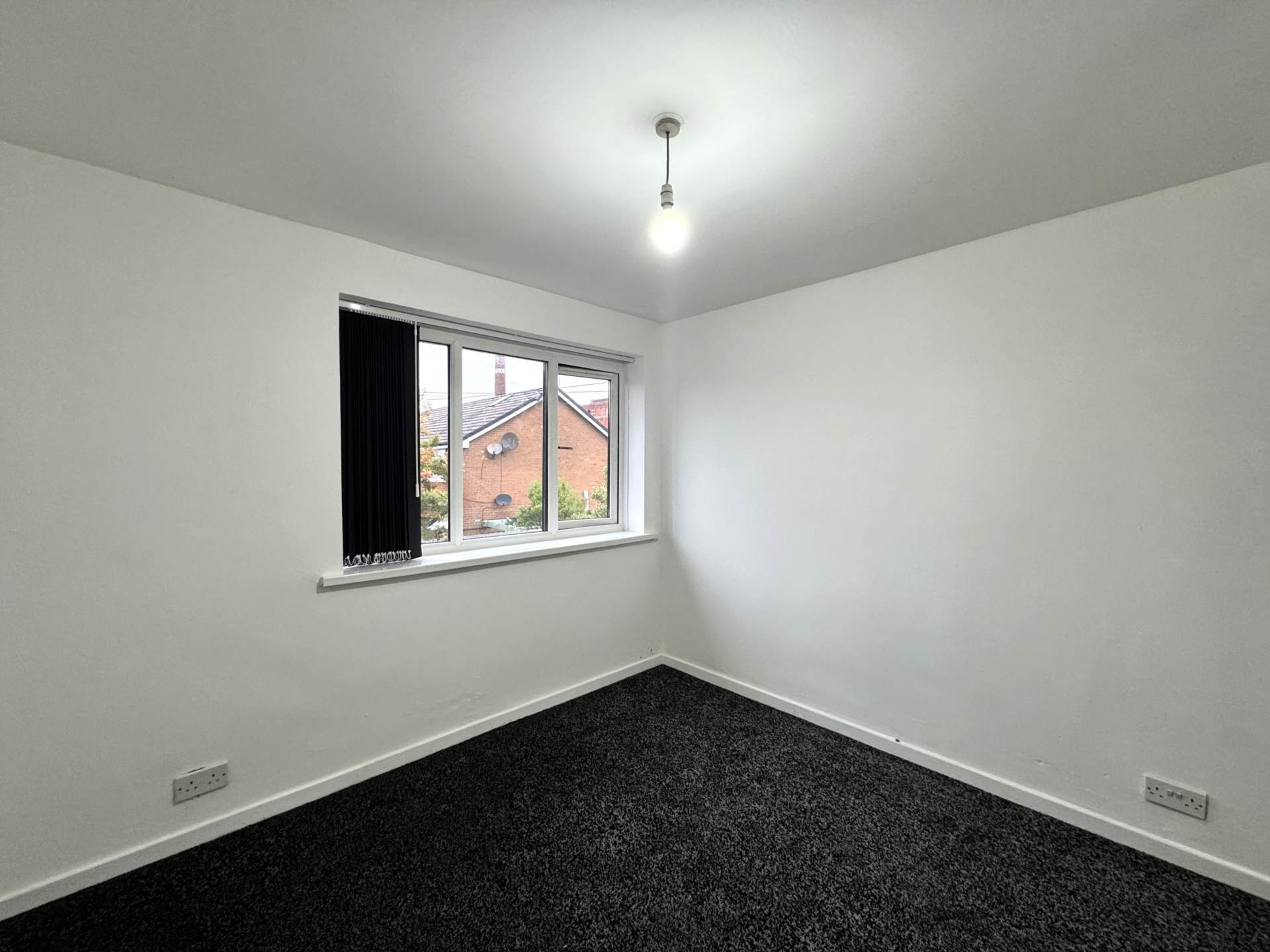 Garforth Street, Oldham, Image 10