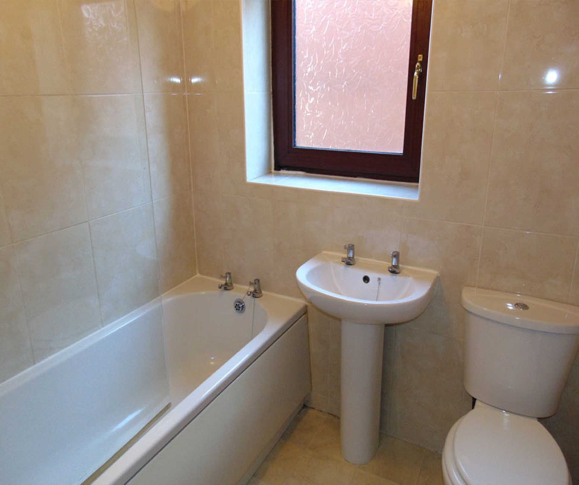 Hillside Avenue, Shaw, Image 7