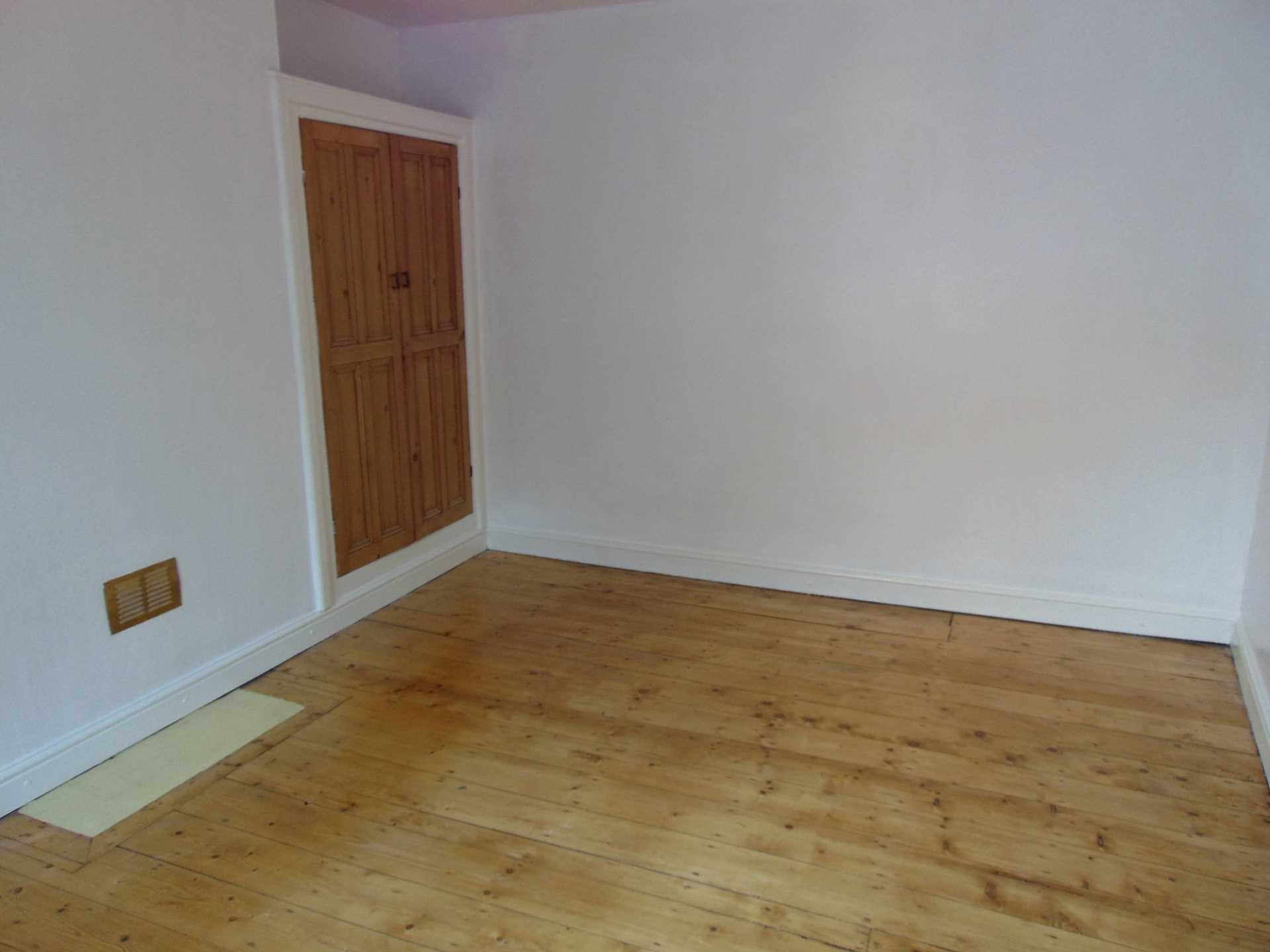Middleton Road, Royton, Image 7