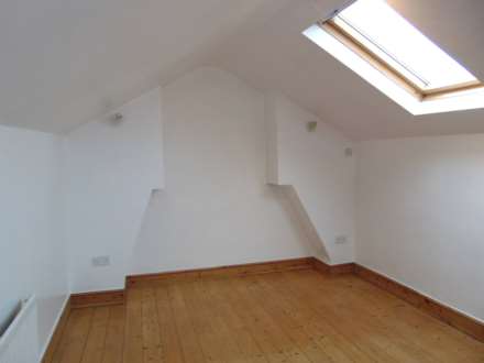 Middleton Road, Royton, Image 13