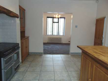 Middleton Road, Royton, Image 6