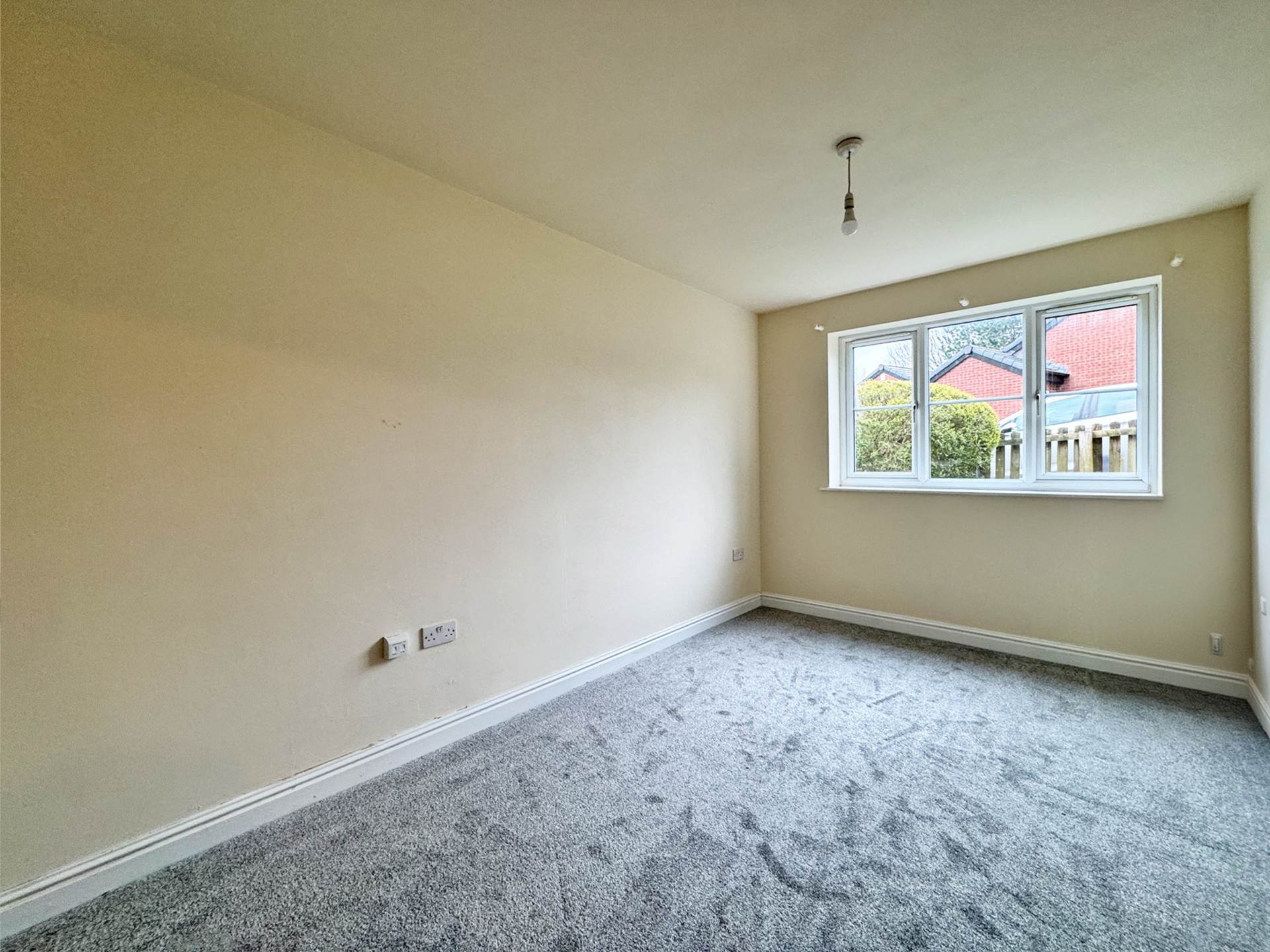 Sheard Court, Shaw Oldham, Image 5