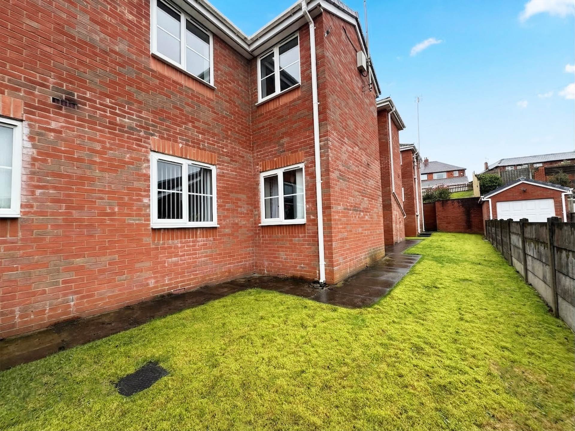 Sheard Court, Shaw Oldham, Image 9