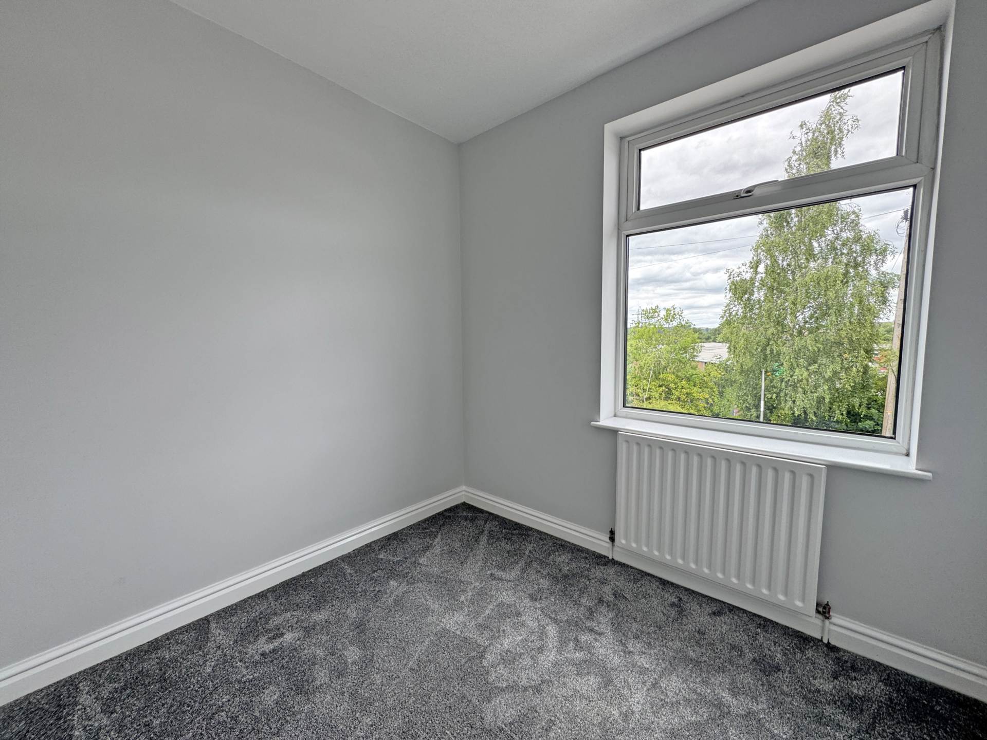 Shaw Road, Royton, Image 15