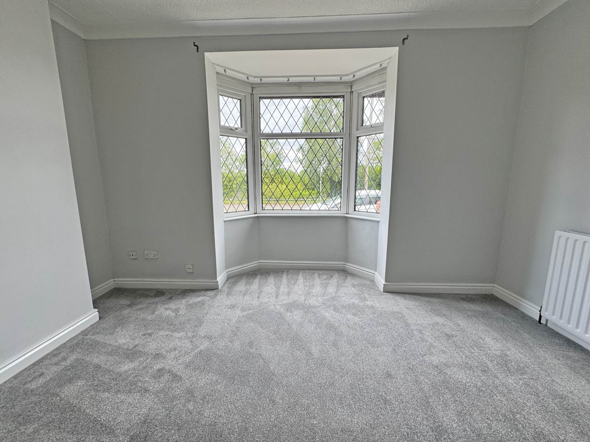 Shaw Road, Royton, Image 4