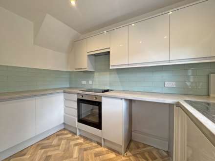 Shaw Road, Royton, Image 7