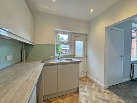 Shaw Road, Royton, Image 9
