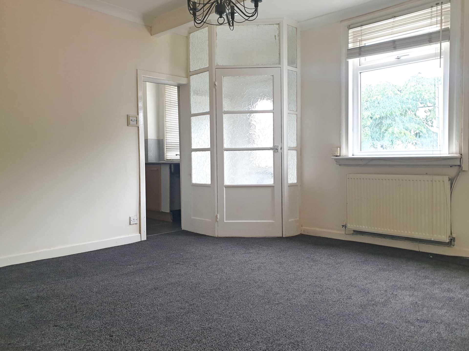 Edenfield Road, Rochdale, Image 4