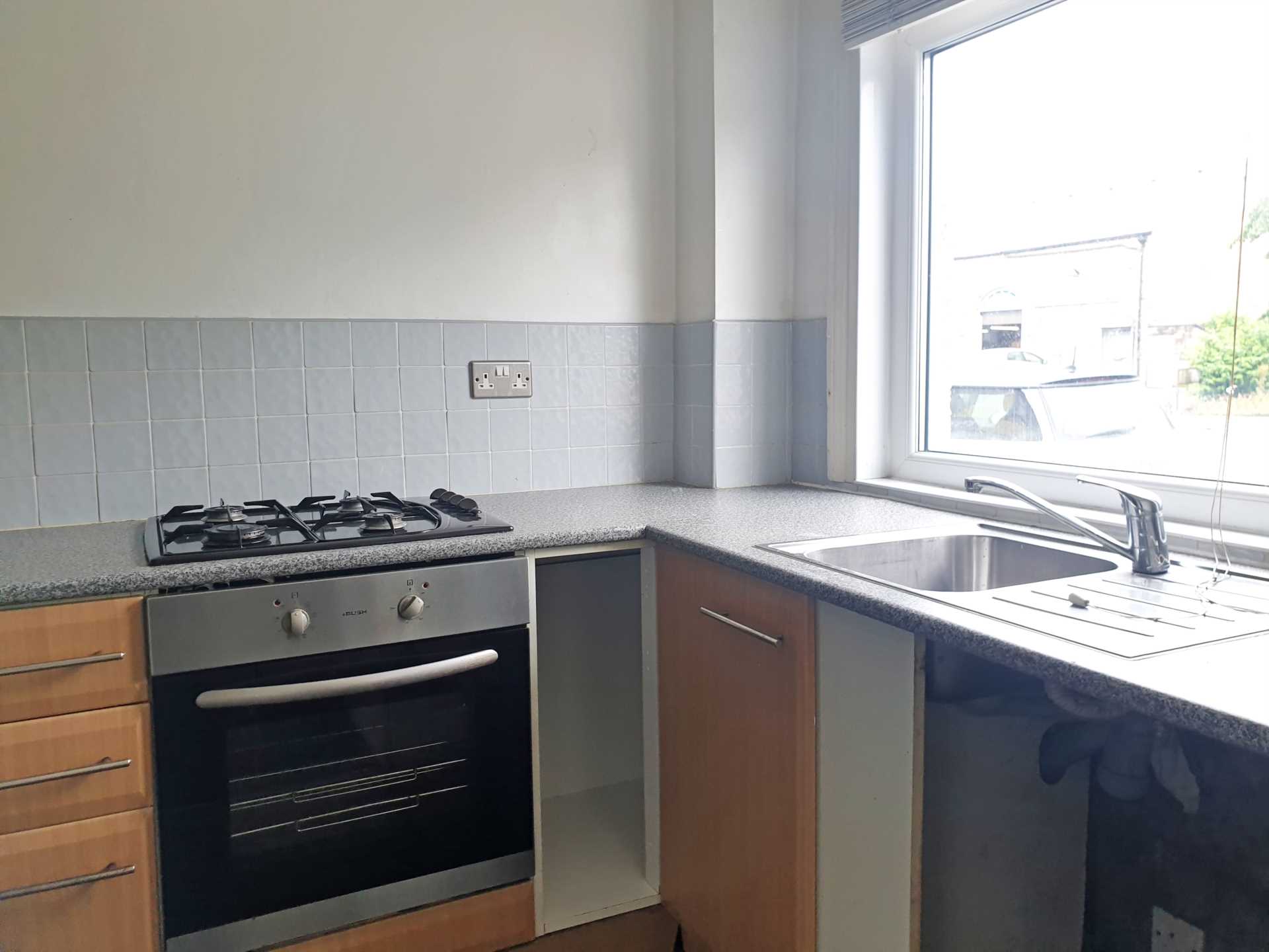 Edenfield Road, Rochdale, Image 6