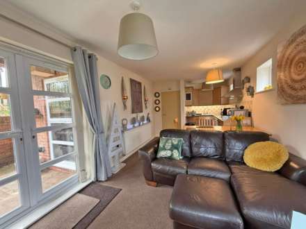 Crompton Gate, High Crompton, Image 2