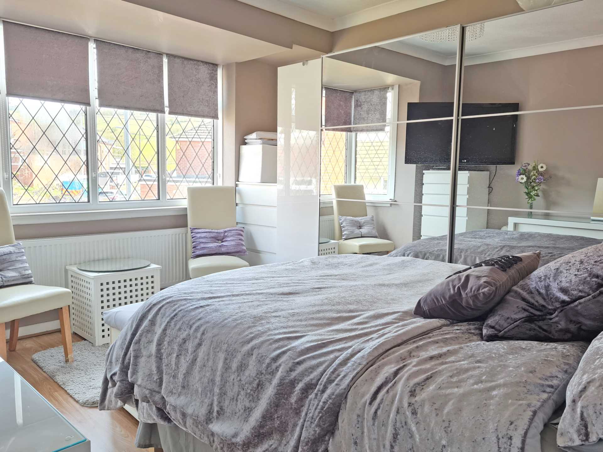 Lilac View Close, Shaw, Image 12