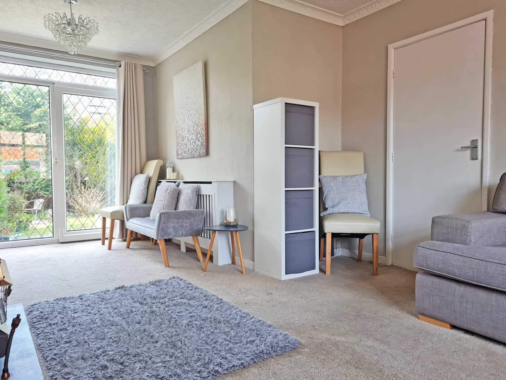 Lilac View Close, Shaw, Image 2