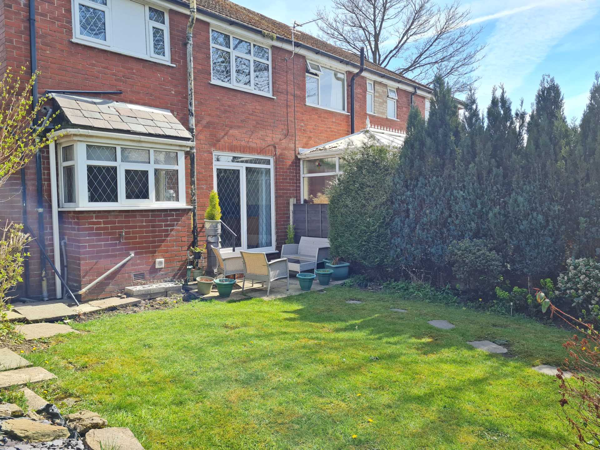 Lilac View Close, Shaw, Image 24