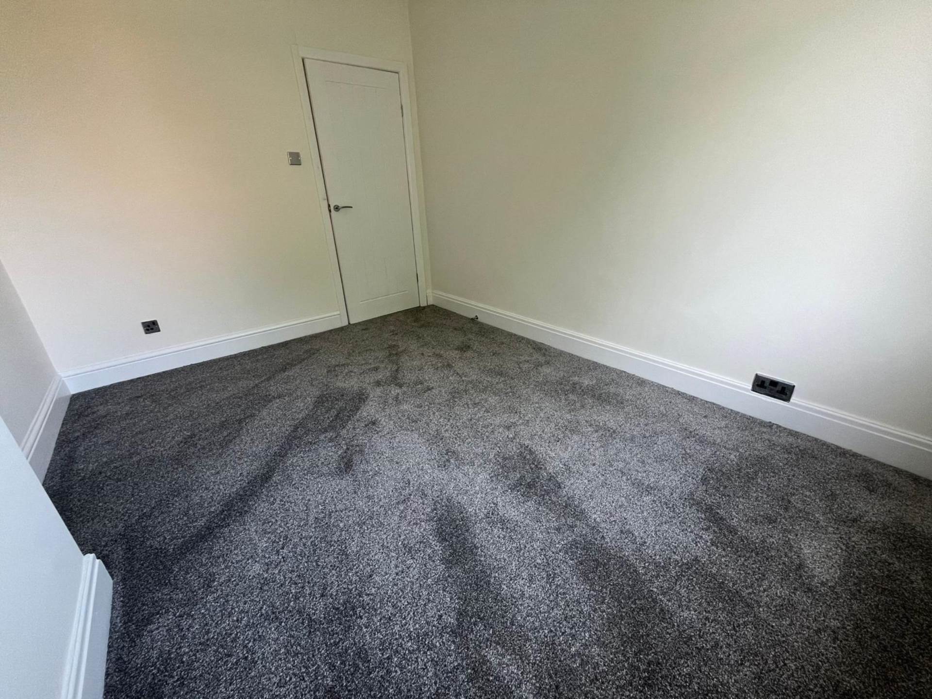Norden Road, Bamford, Image 10