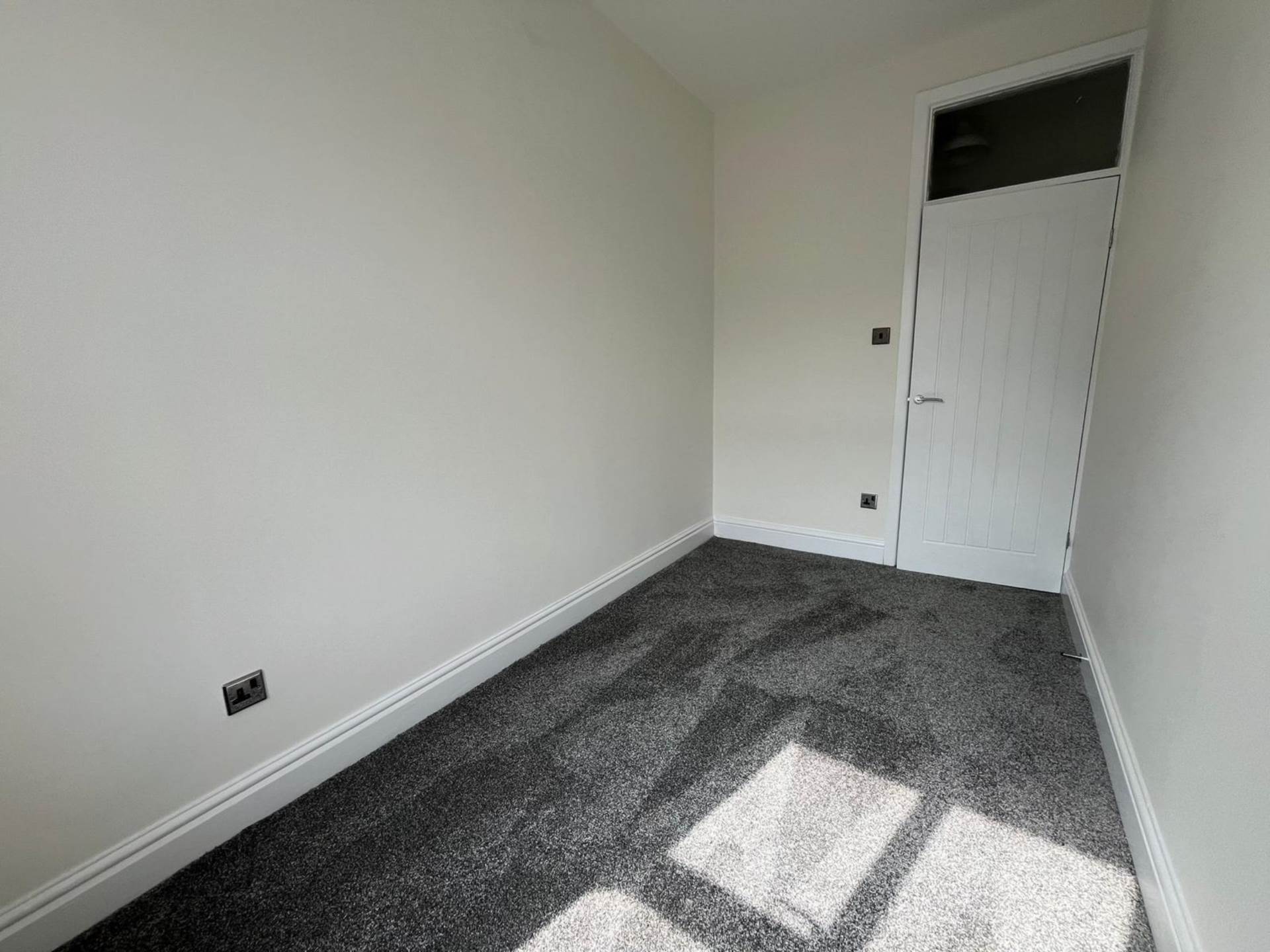 Norden Road, Bamford, Image 13