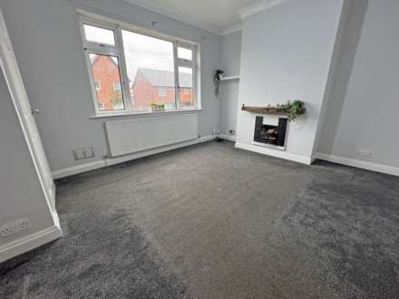 Radcliffe Street, Royton, Image 3