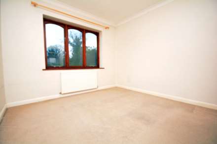 Lollards Close, Amersham, Image 4
