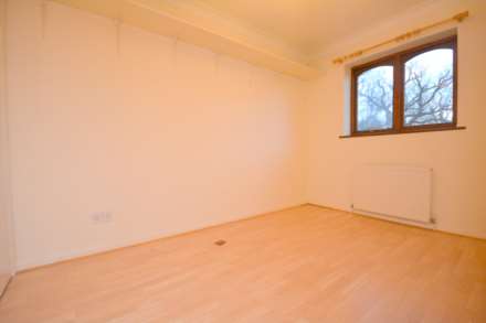 Lollards Close, Amersham, Image 5