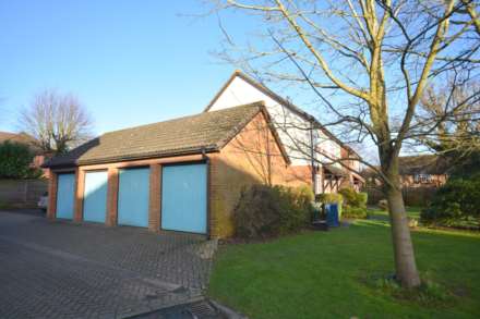 Lollards Close, Amersham, Image 8