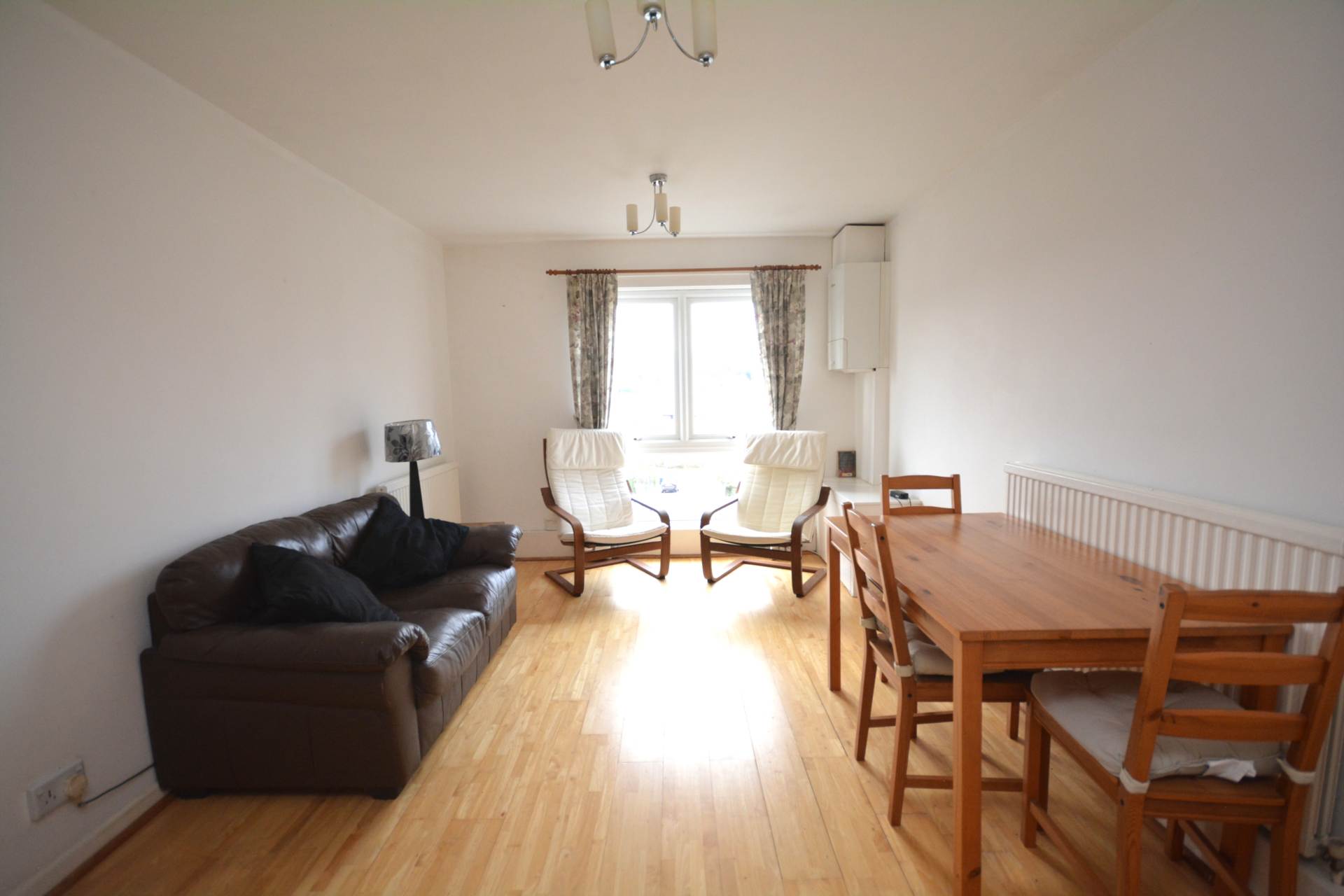 Lindo Close, Chesham HP5, Image 1