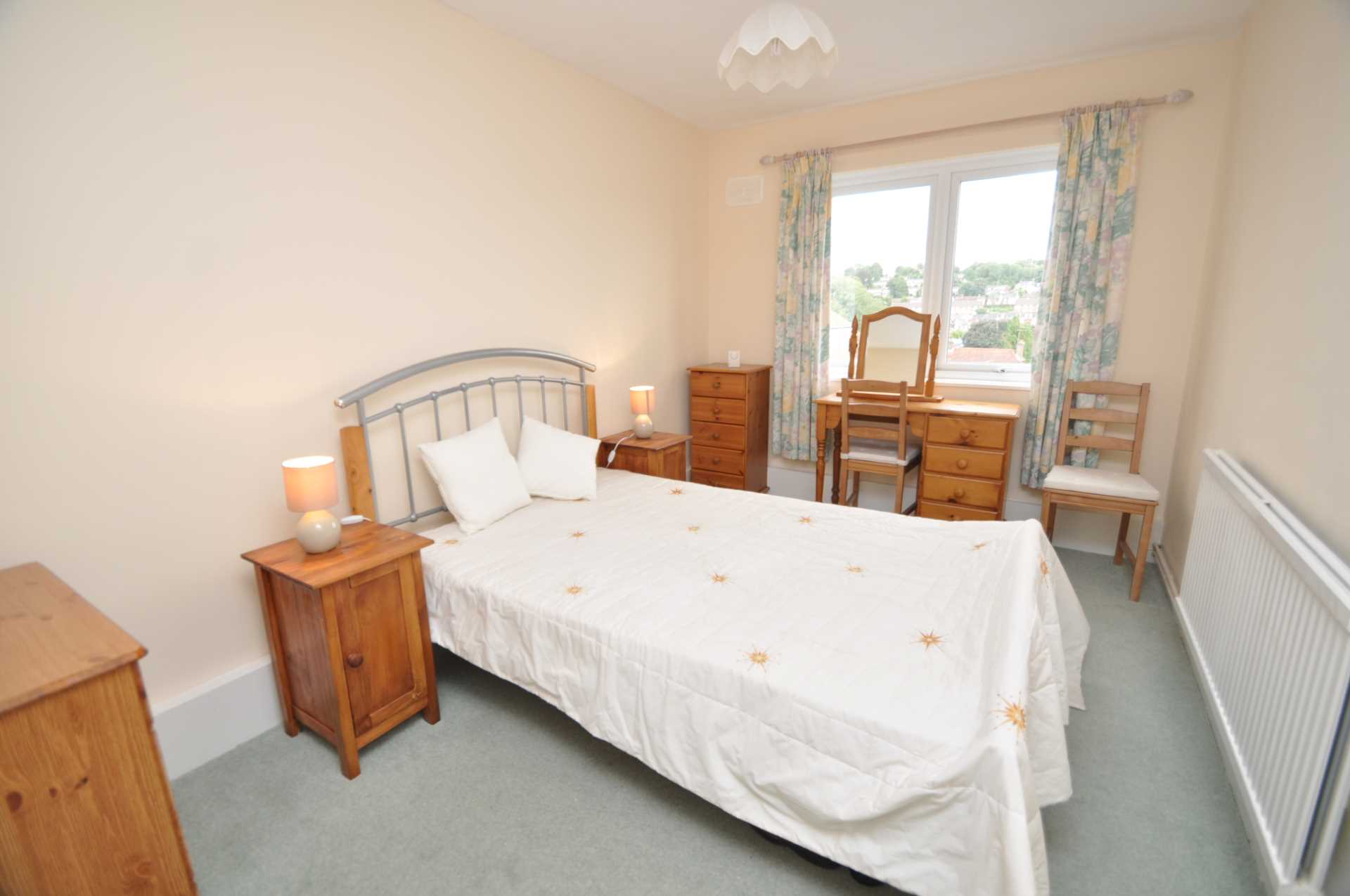 Lindo Close, Chesham HP5, Image 4