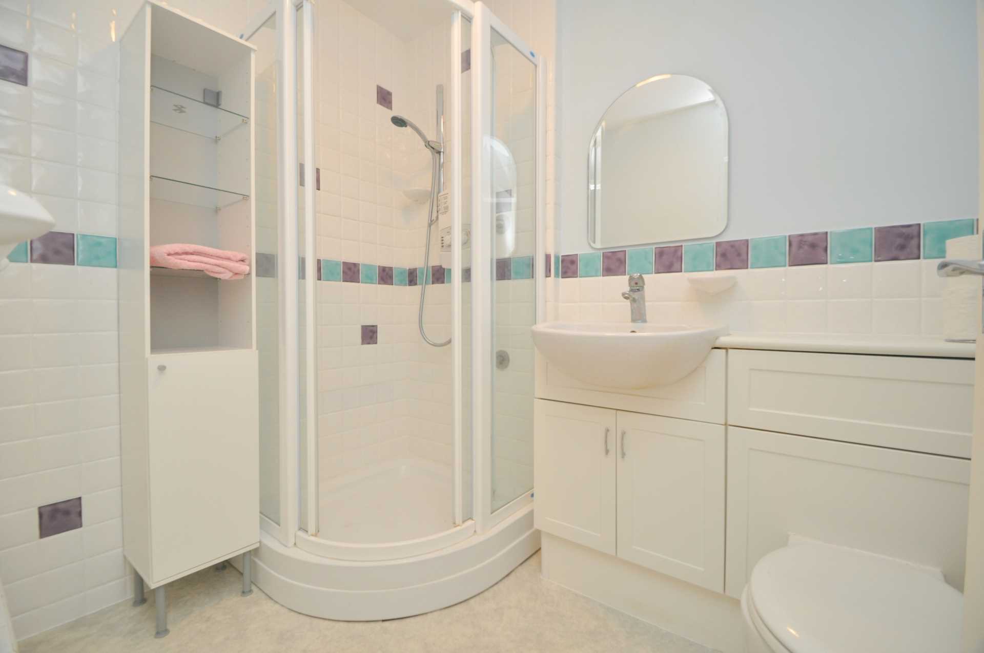 Lindo Close, Chesham HP5, Image 5