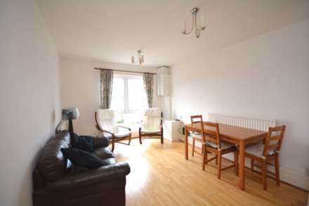 Lindo Close, Chesham HP5, Image 6