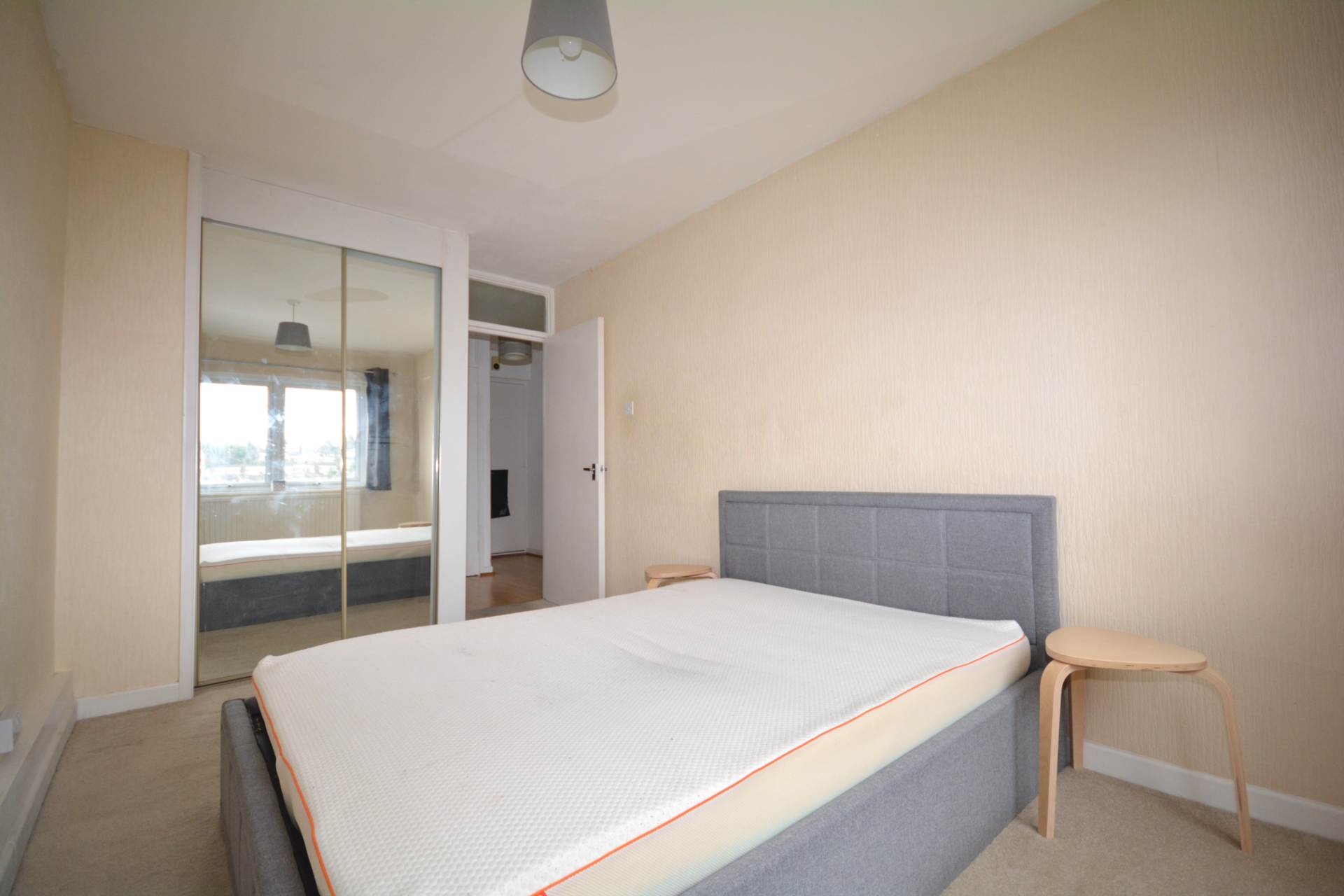 Lindo Close, Chesham HP5, Image 12