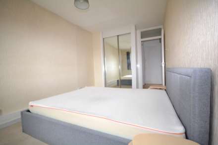 Lindo Close, Chesham HP5, Image 11