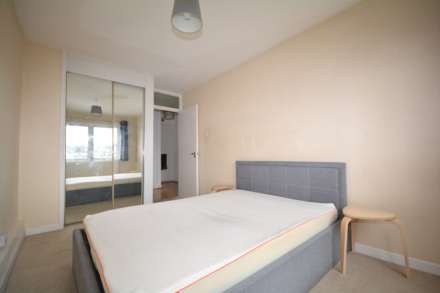 Lindo Close, Chesham HP5, Image 12