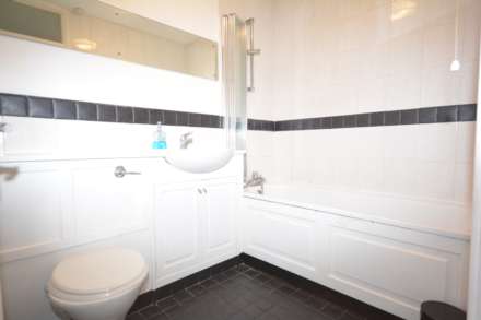 Lindo Close, Chesham HP5, Image 7