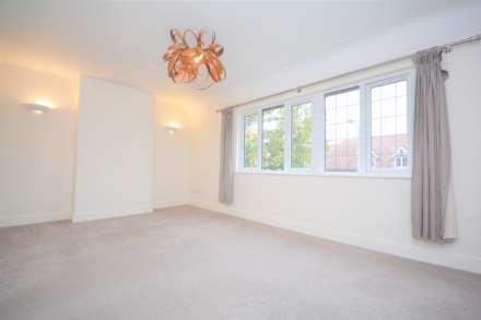 Chesham Road, Amersham HP6, Image 7