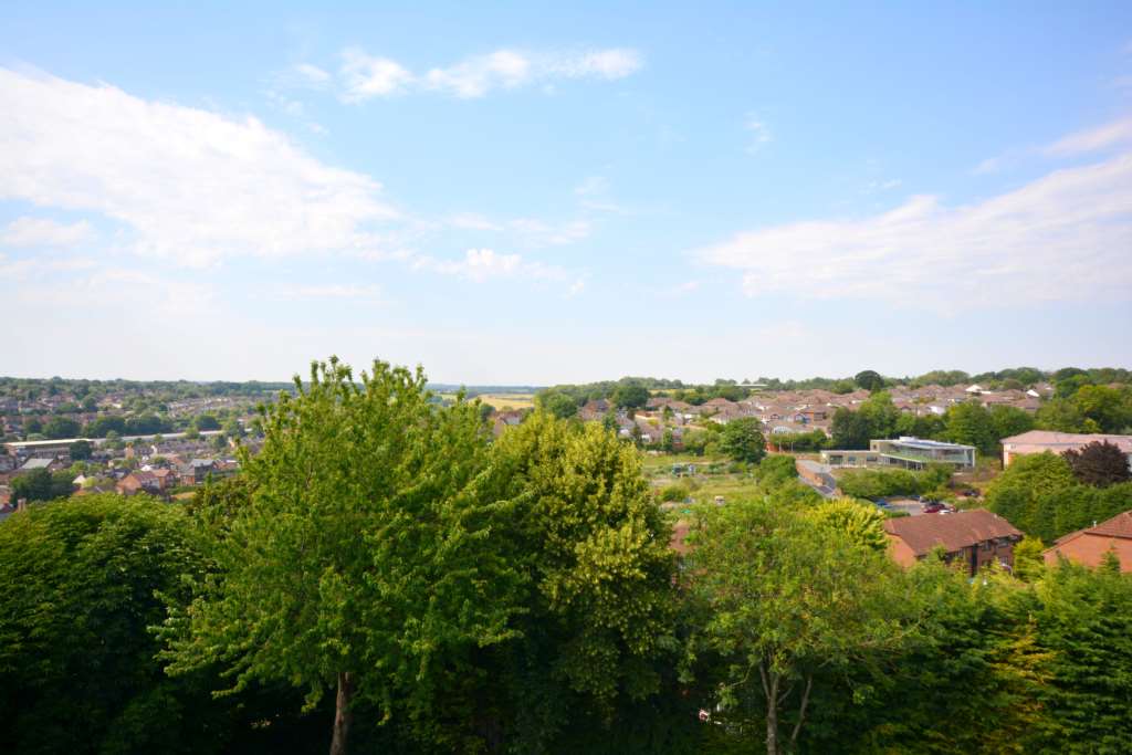 Eskdale Avenue, Chesham, Image 7
