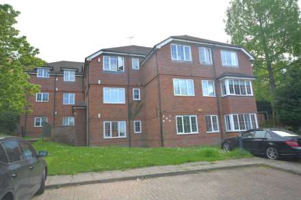 2 Bedroom Apartment, Greatacre, Chesham HP5