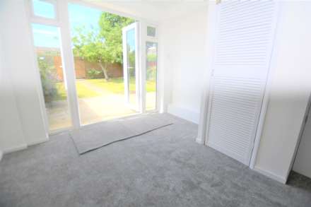 Chestnut Lane, Amersham HP6, Image 5