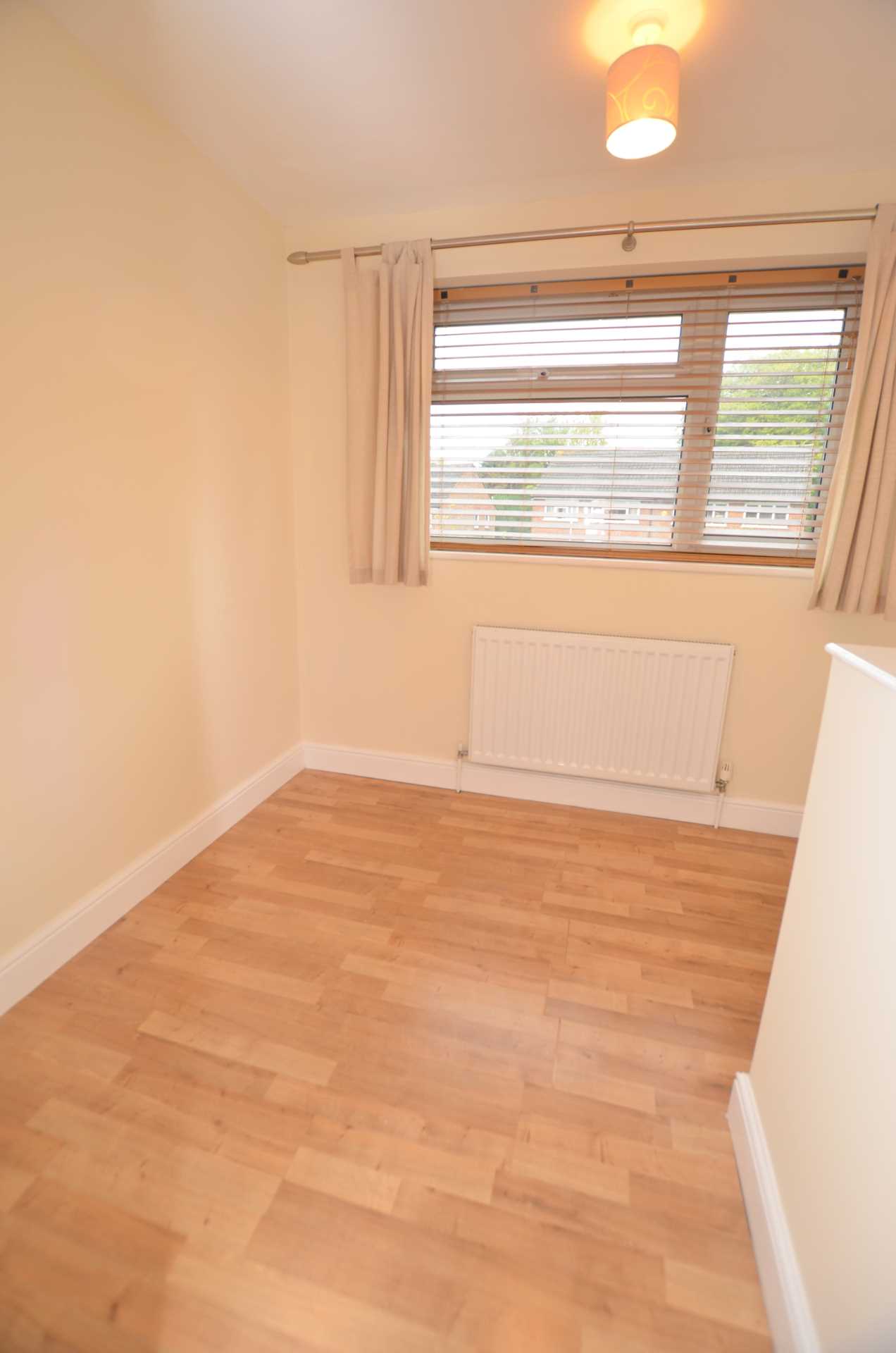 Sheepfold Lane, Amersham HP7, Image 8